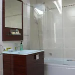 16 Franklin Bijou Boutique B&B